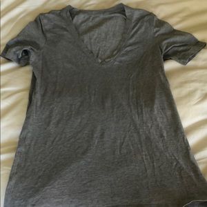 Lululemon size 6 v-neck tee